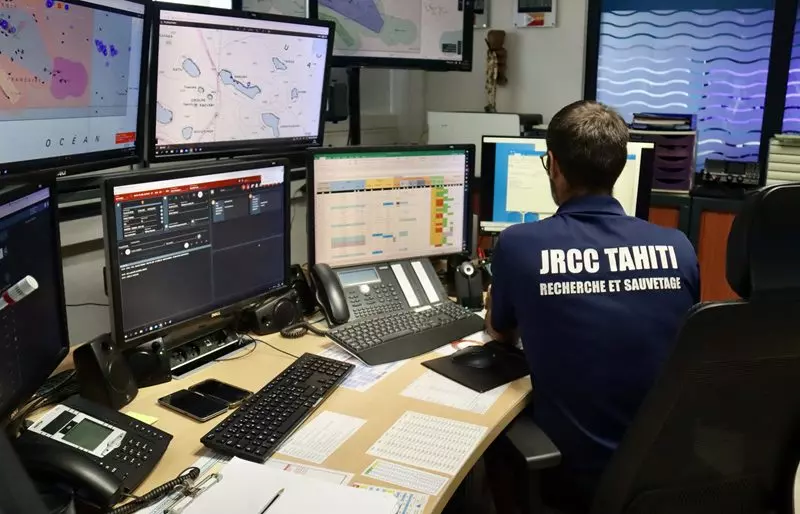 Polynésie : Toujours plus sollicité, le centre de coordination de surveillance aéro-maritime de Tahiti modernise ses équipements radio