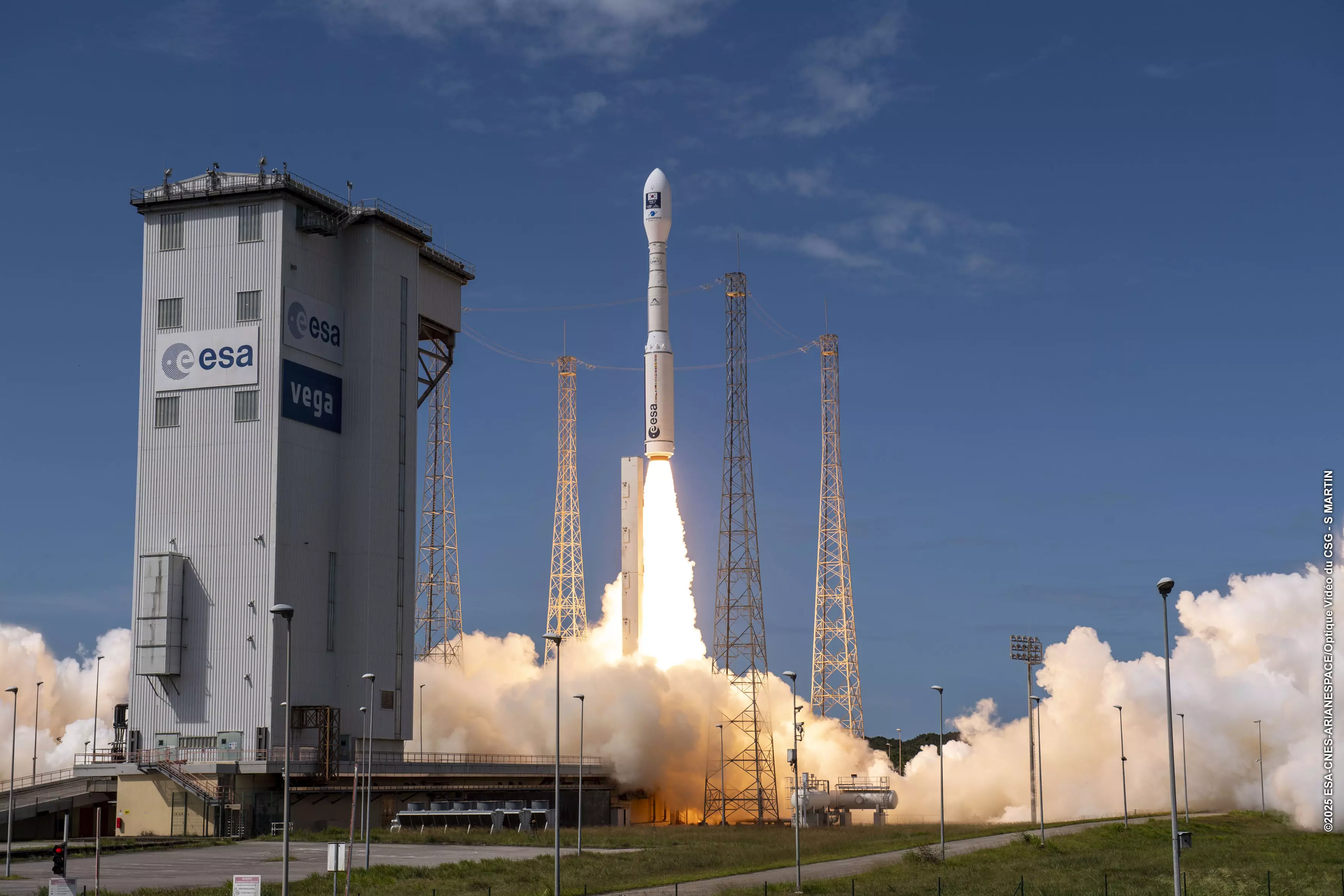 Guyane:La fusée Vega C met en orbite un satellite sud-coréen