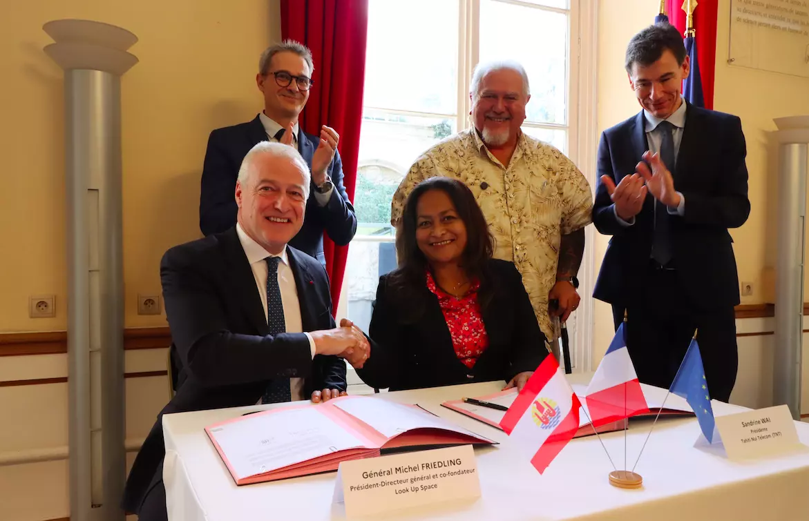 Polynésie : Look Up Space et Tahiti Nui Telecom officialisent leur partenariat, le premier radar en service dans les prochains mois