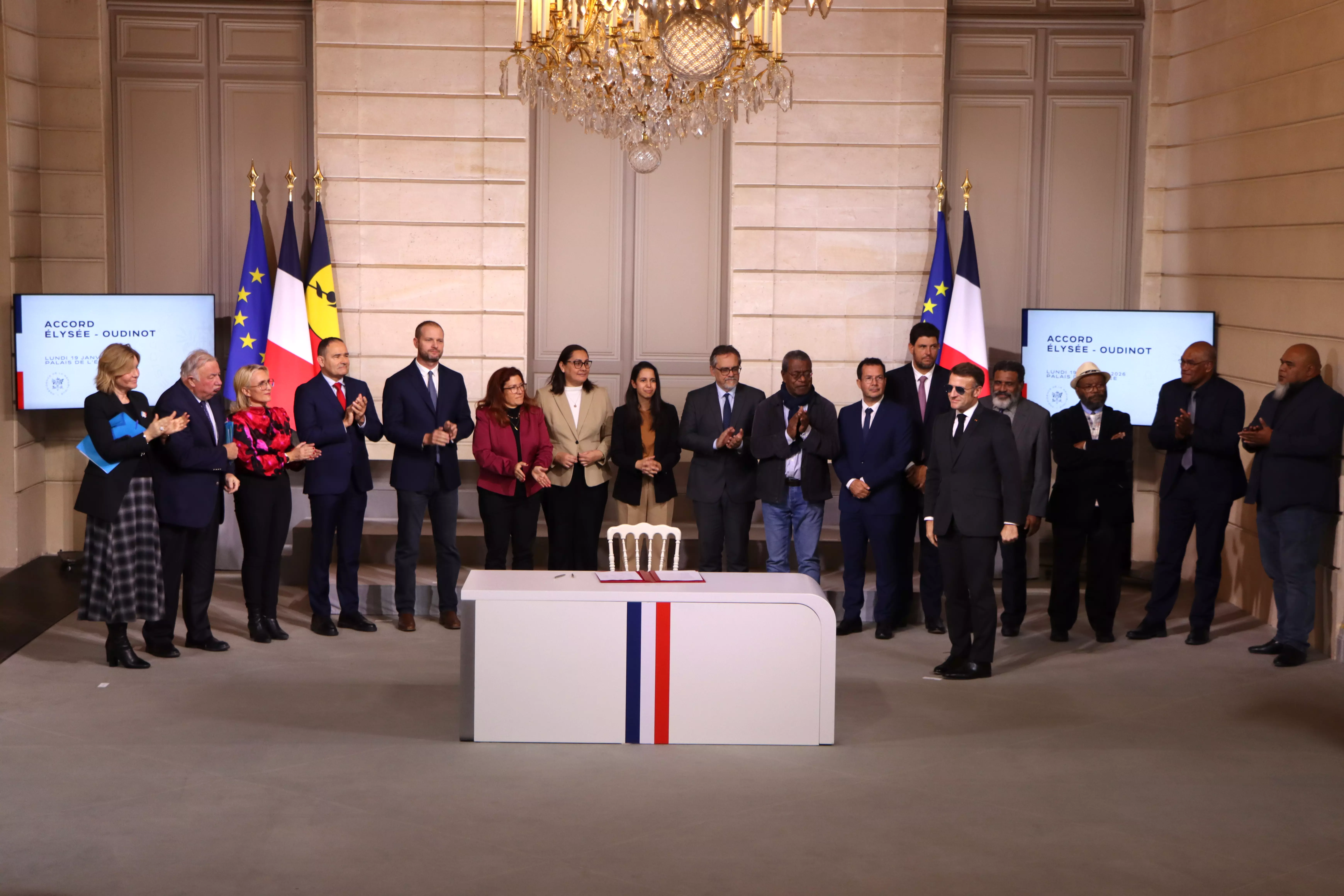 Avenir institutionnel de la Nouvelle-Calédonie : Que contient l’accord Élysée-Oudinot, complétant l’accord de Bougival ?