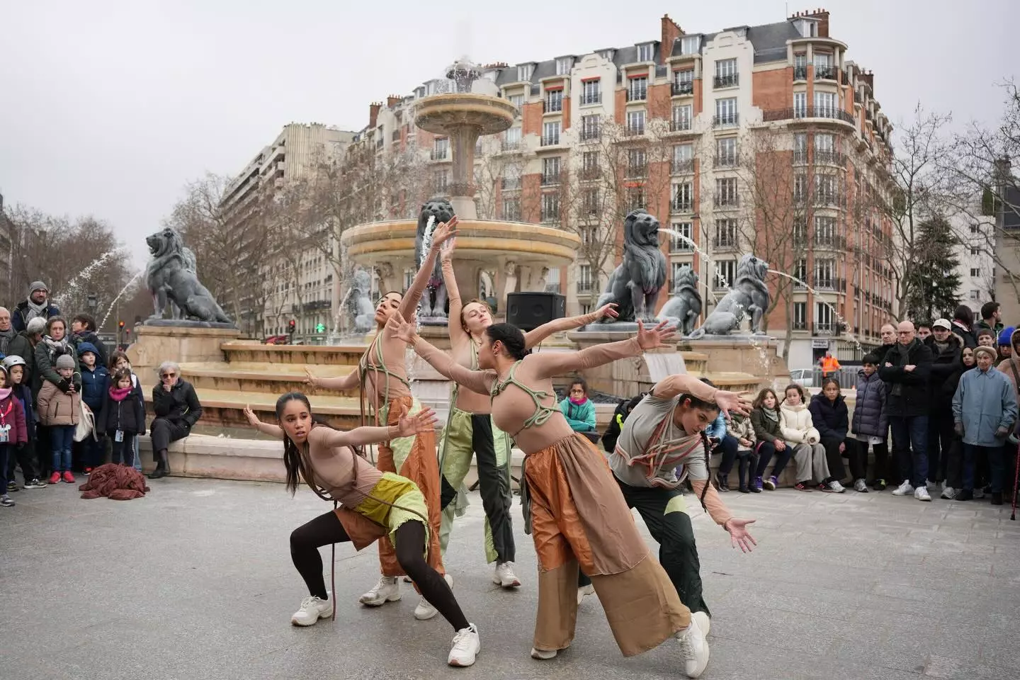 Paris inaugure la nouvelle place Félix Éboué, « pensée comme un lieu de vie et de rencontres »