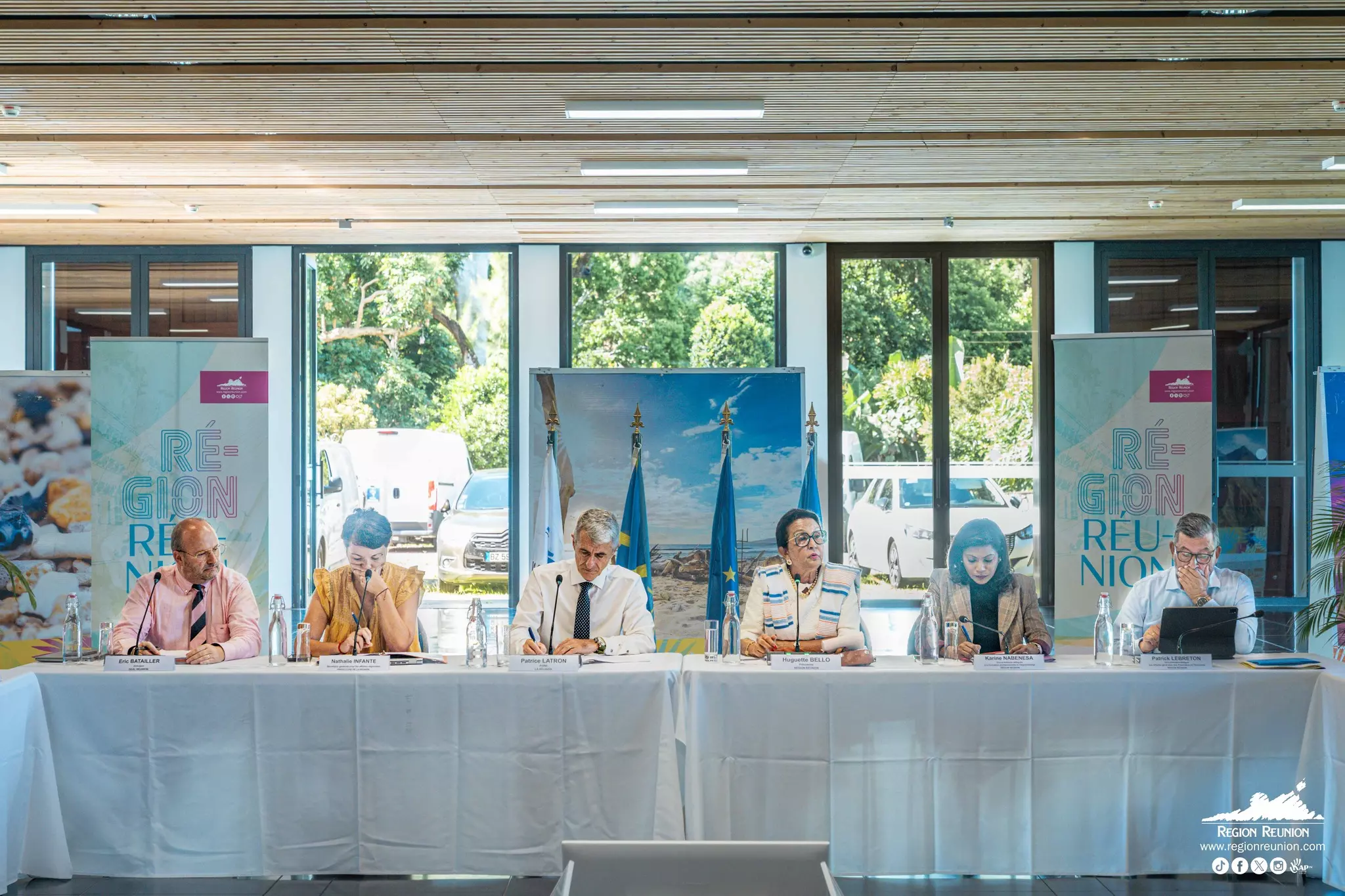 La Réunion&nbsp;: La Région mobilise 4 millions d’euros pour les défis du logement et lance une gouvernance régionale de l’aménagement