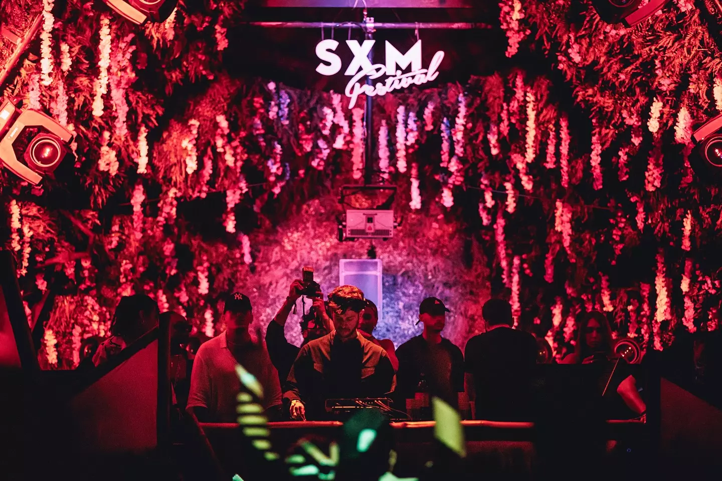 SXM Festival 2026 : Plus de quatre-vingt artistes pour un marathon musical de cinq jours à Saint-Martin autour de la scène électronique internationale