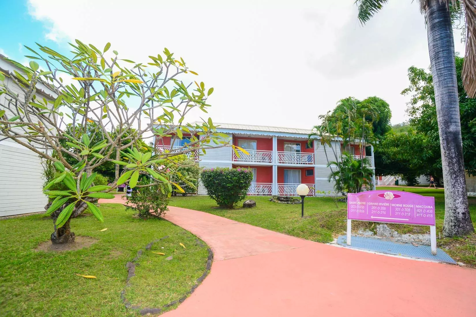 L'Établissement Public Foncier de Martinique met en vente l'ancien hôtel Marouba et l'Hôtel Club des Trois-Îlets