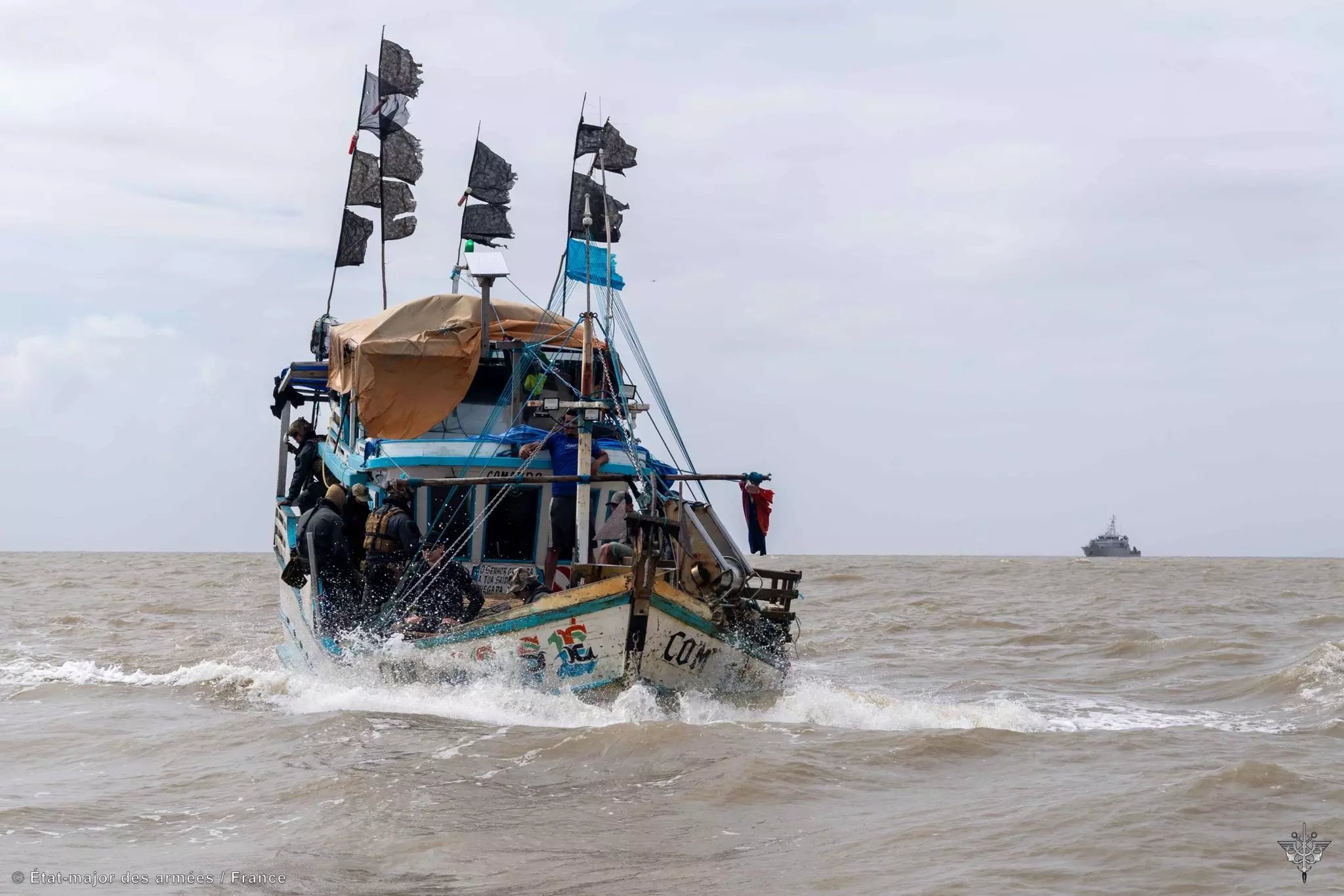 Pêche illégale en Guyane : plusieurs navires interceptés et plus de 10 tonnes de produits de la mer saisies dans les eaux territoriales