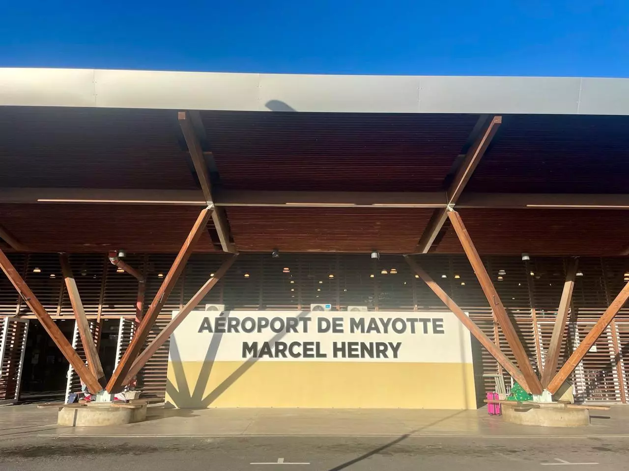 Mayotte : La concession de l'aéroport est prolongée jusqu'en 2031, avec travaux, contrôle accru de l'Etat et pérennité