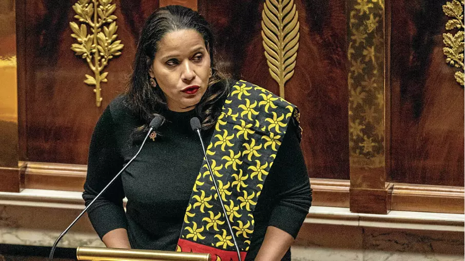 La députée Estelle Youssouffa démissionne de la commission d'enquête sur l'audiovisuel public, dénonçant des "auditions spectacles"