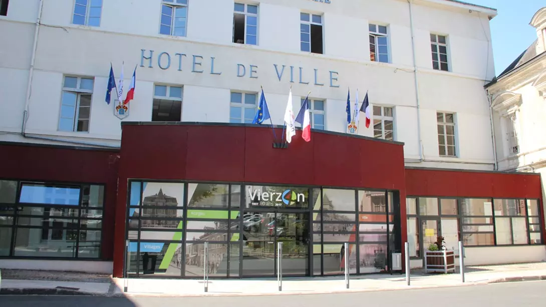 10 mai : À Vierzon, la mairie d’extrême droite annule la commémoration de l'abolition de l'esclavage et invoque des économies