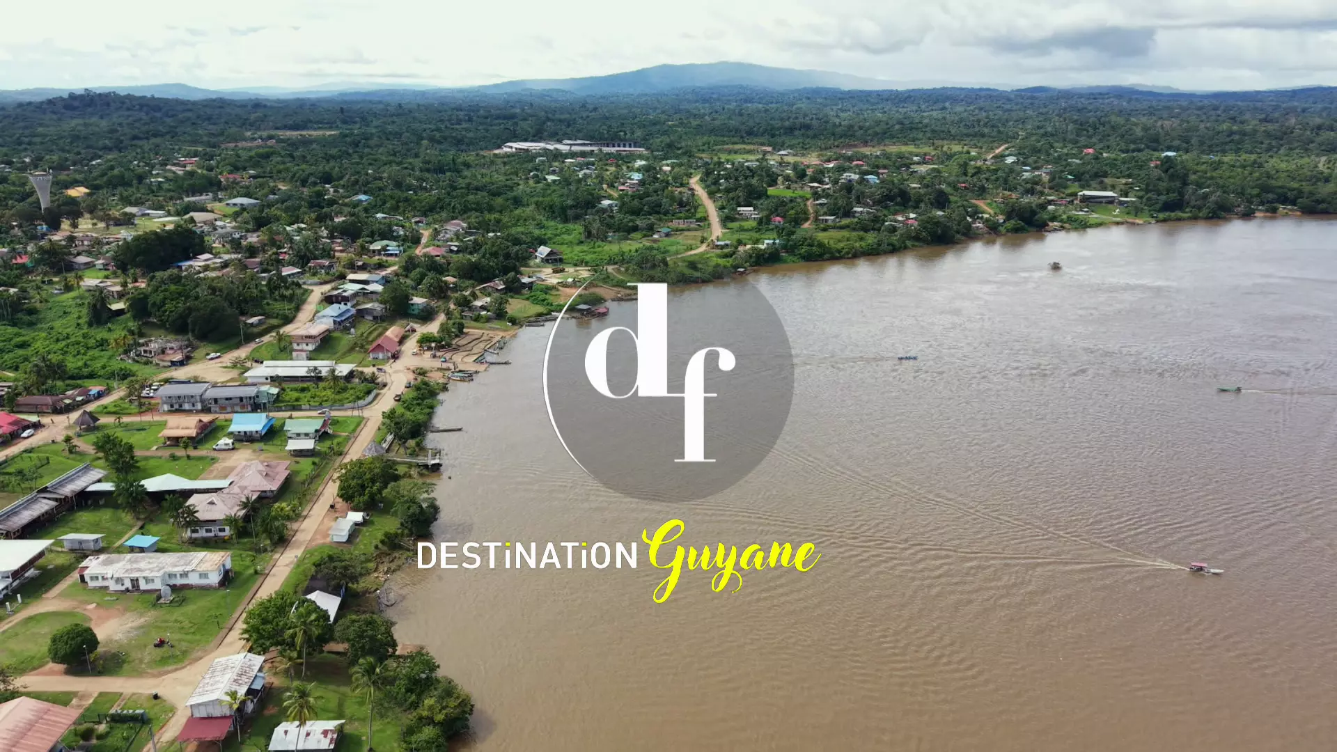 Voyage au cœur de la Guyane dans Destination Francophonie sur TV5Monde