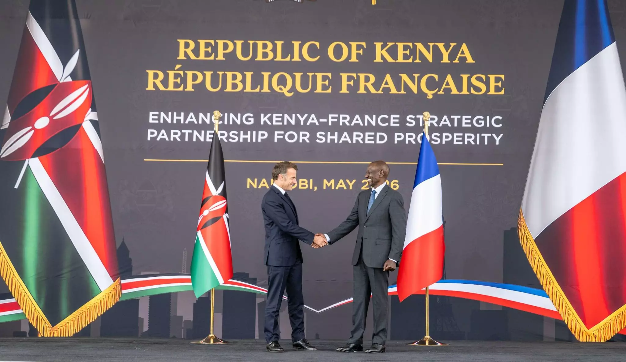 Au Kenya, Emmanuel Macron affirme que l'ère du « pré carré » français en Afrique est « terminée »
