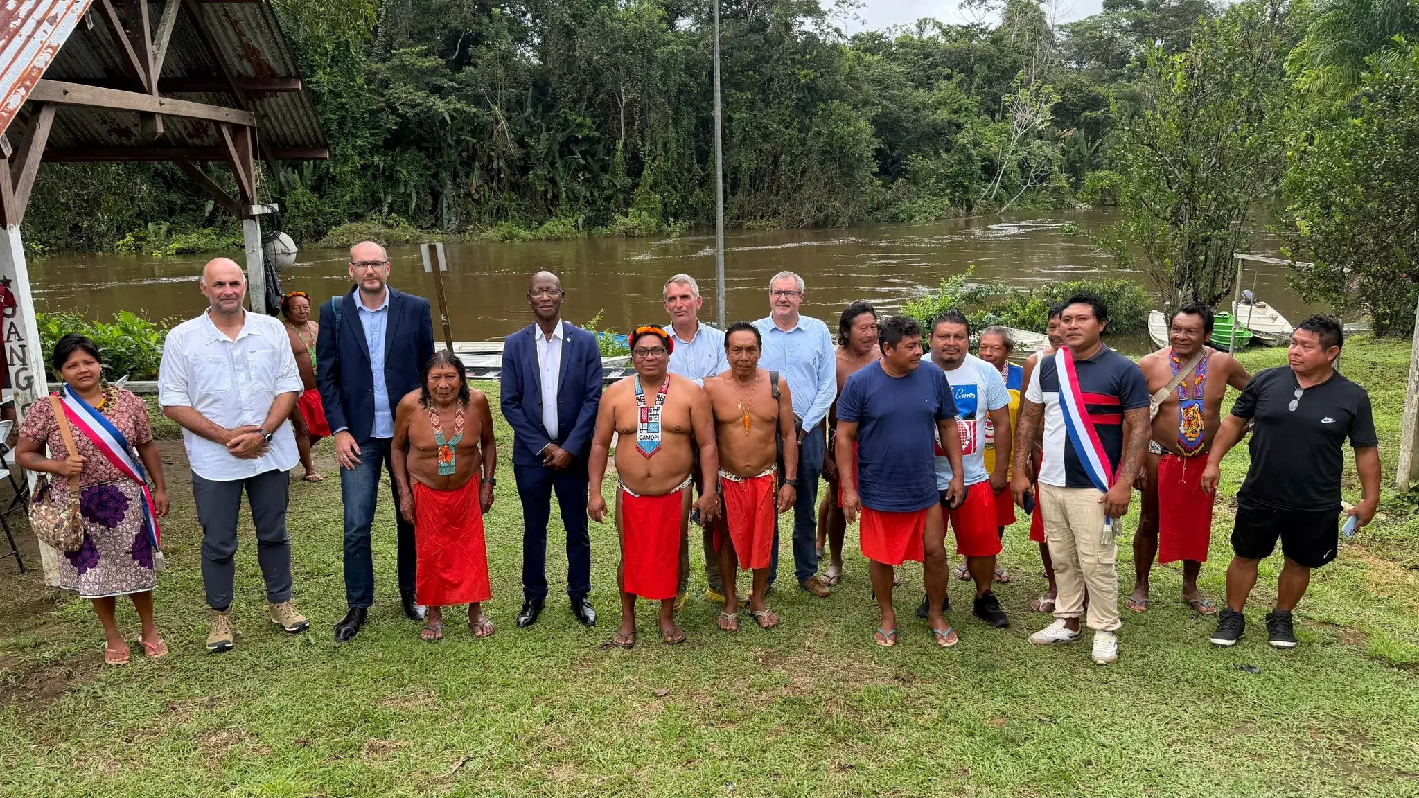 Guyane : à Trois-Sauts, une classe de 6ème ouvrira à la rentrée, première étape vers la création d'un collège