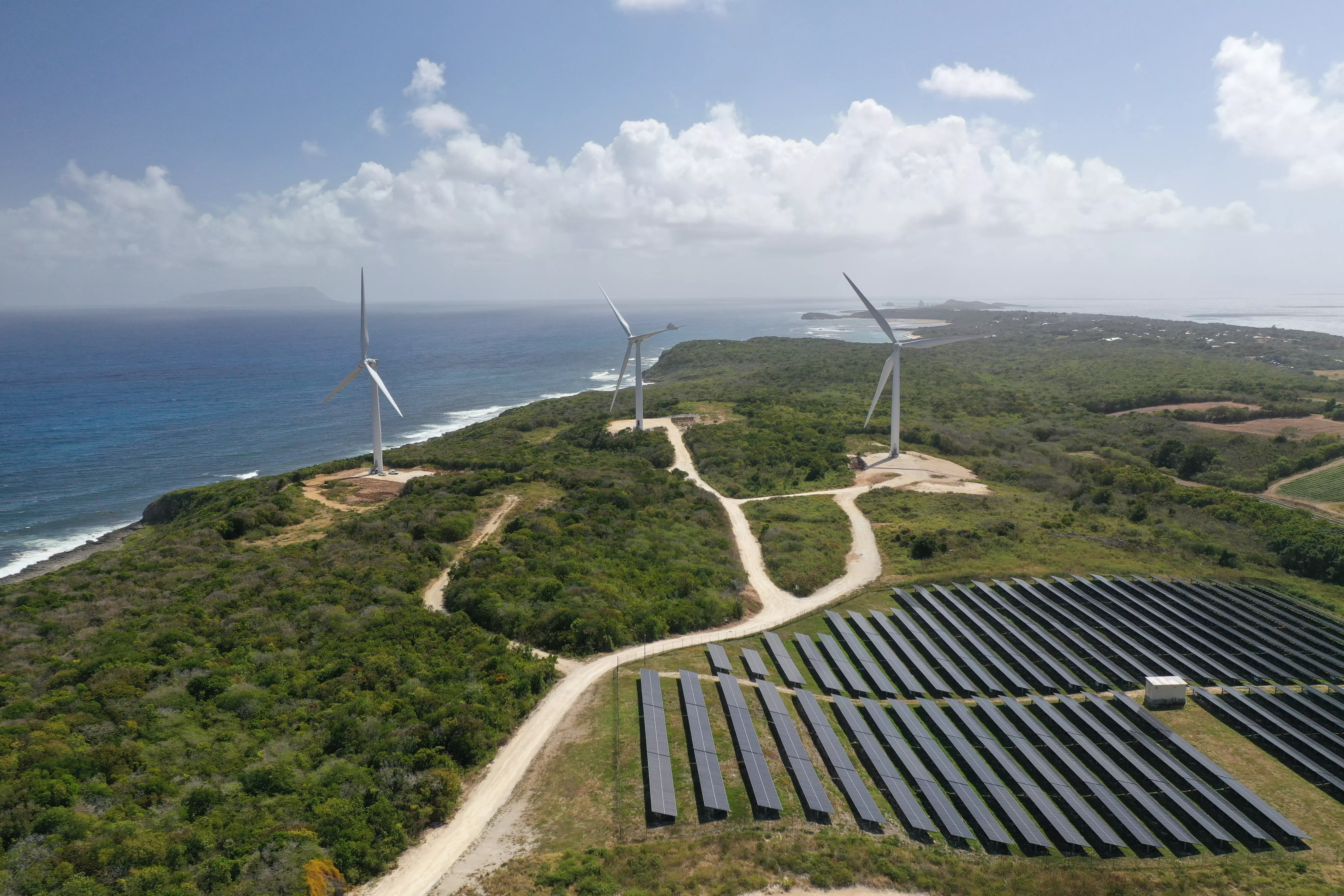 Énergies : En Guadeloupe, TotalEnergies défend son projet éolien Dadoud face aux contestations des exploitants agricoles