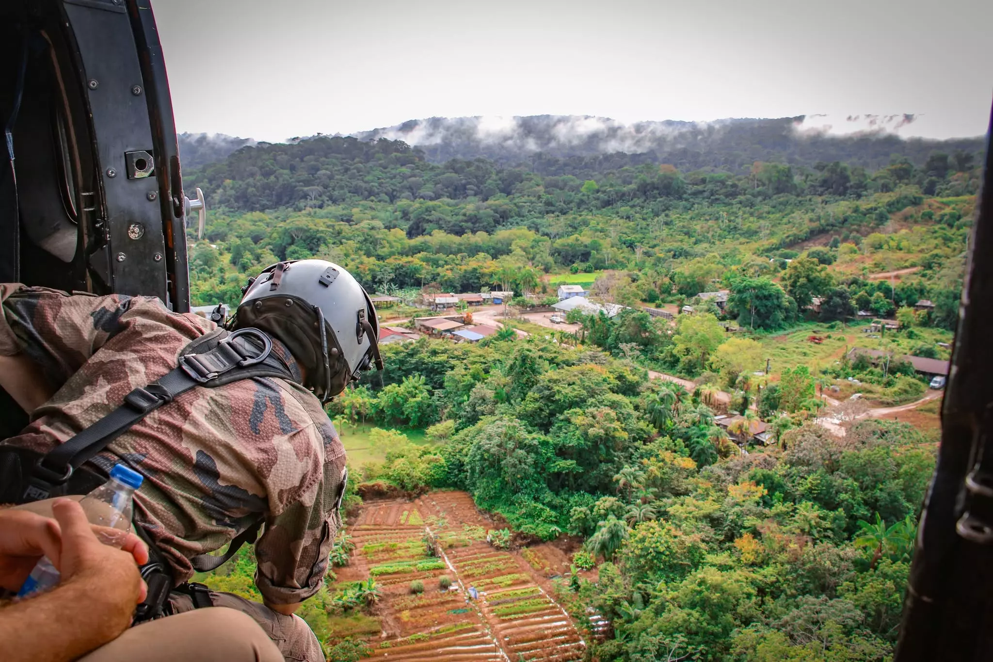 En Guyane, le bras de fer permanent des autorités contre les factions armées brésiliennes
