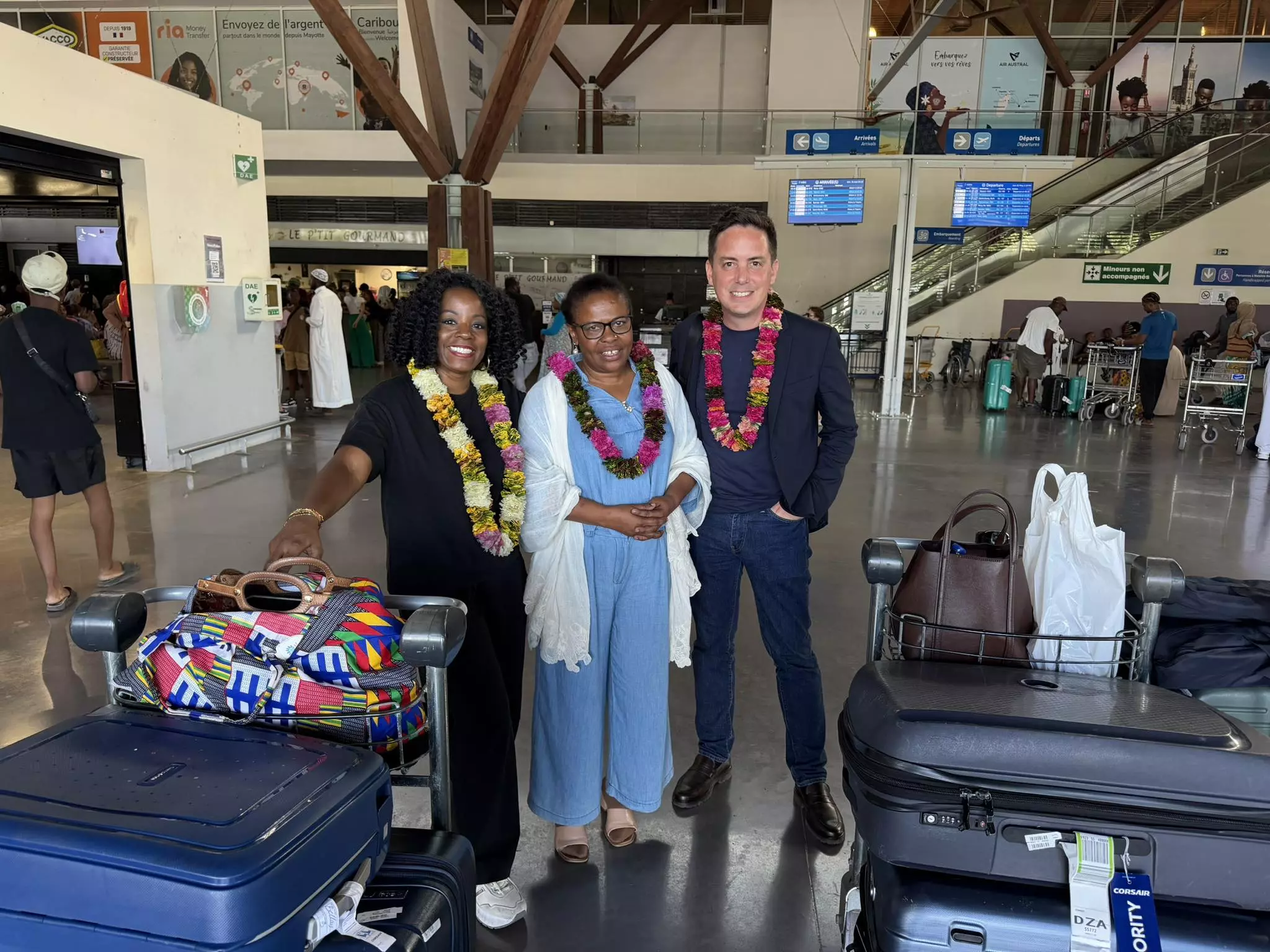 Les députés Béatrice Bellay et Yoann Gillet à Mayotte, avec Anchya Bamana, pour « rédiger un rapport transpartisan » sur l’avenir économique des Outre-mer
