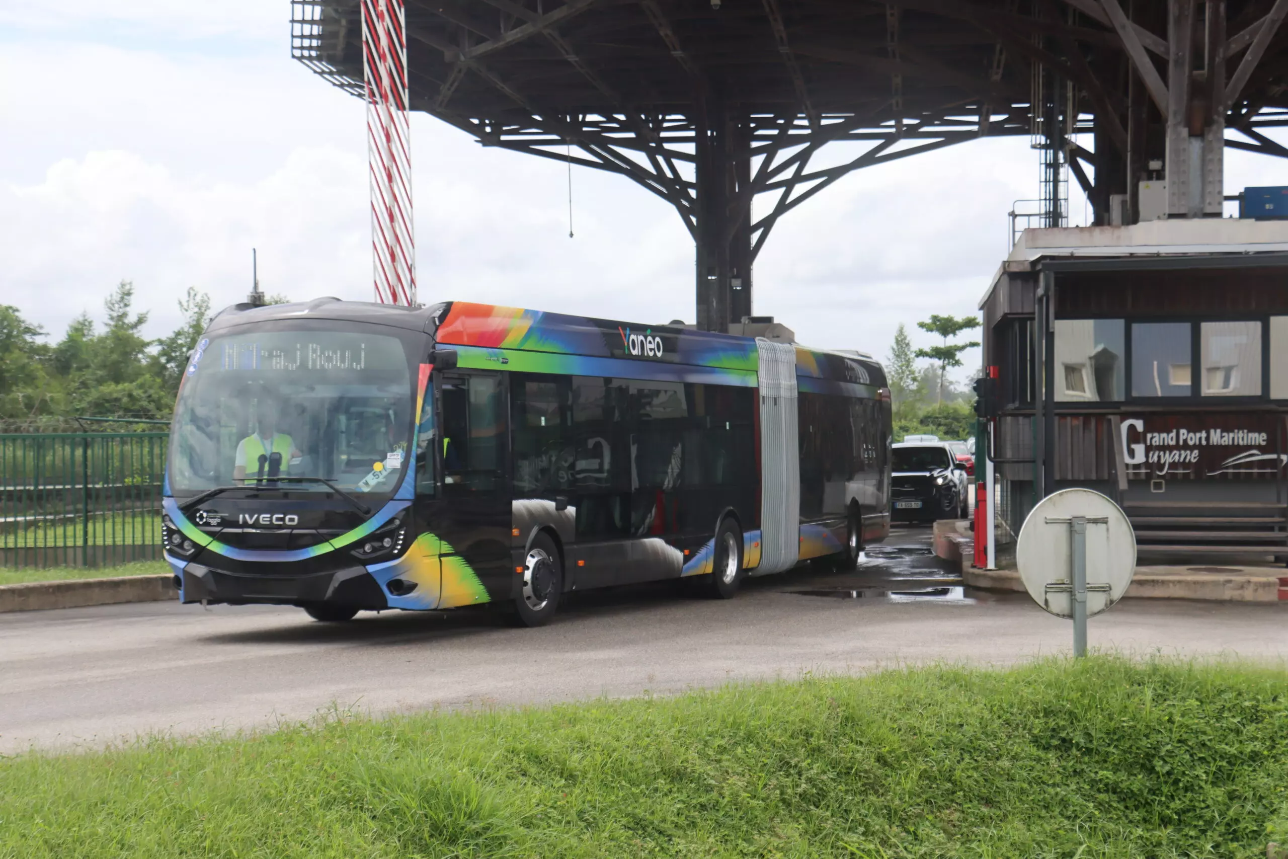 Une société née à Mayotte décroche un contrat de 75 millions d'euros pour exploiter un réseau de bus en Guyane