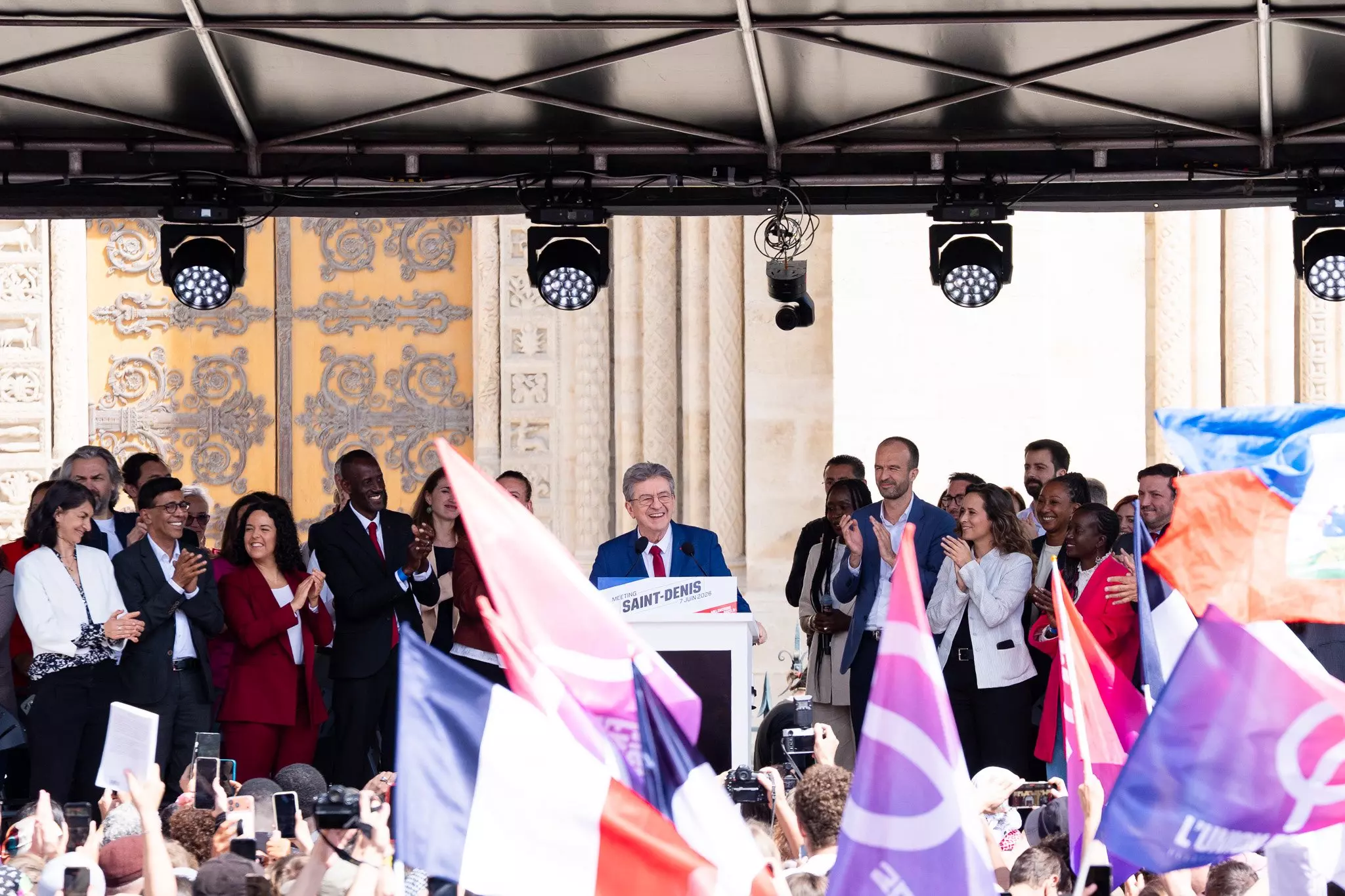 Présidentielle 2027 : Jean-Luc Mélenchon promet « l'indépendance » à la Nouvelle-Calédonie