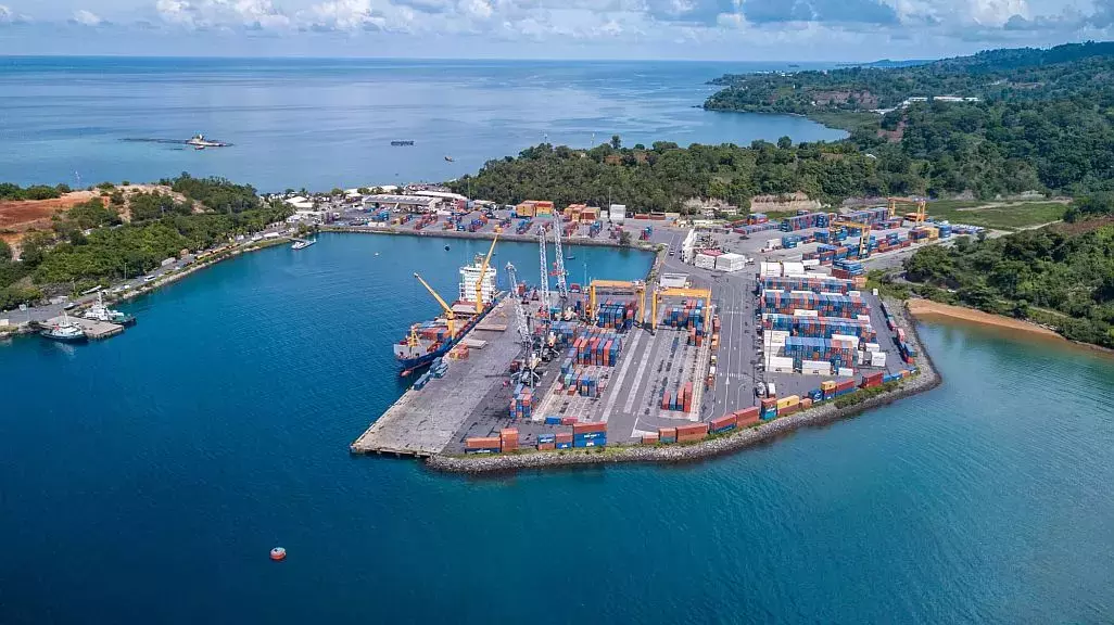 À Mayotte, l'avenir du port de Longoni en suspens à l'approche de la fin de sa délégation