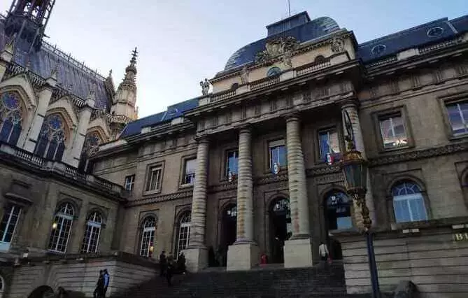 Rouvrir ou non l'enquête: décision capitale dans le scandale du chlordécone