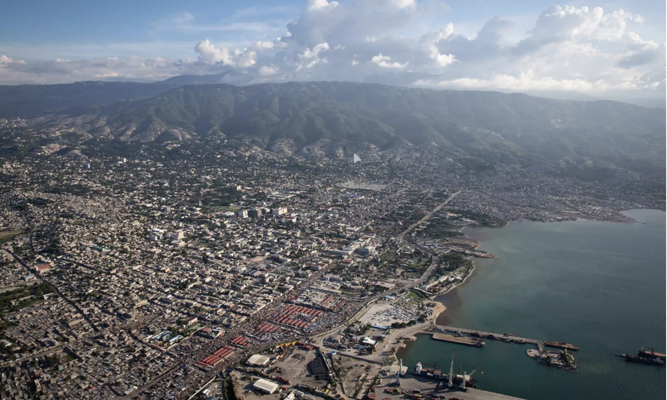 La délégation sénatoriale aux Outre-mer organise un forum économique pour construire des partenariats d’avenir entre les outre-mer francophone et Haïti