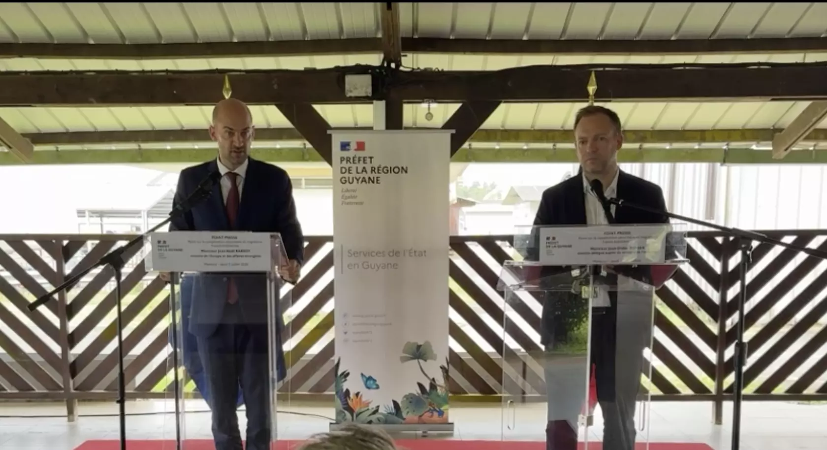 Lors d'une visite éclair en Guyane, les ministres Jean-Noël Barrot et Jean-Didier Berger annoncent la suspension de l'obligation de visa de court séjour pour les ressortissants brésiliens
