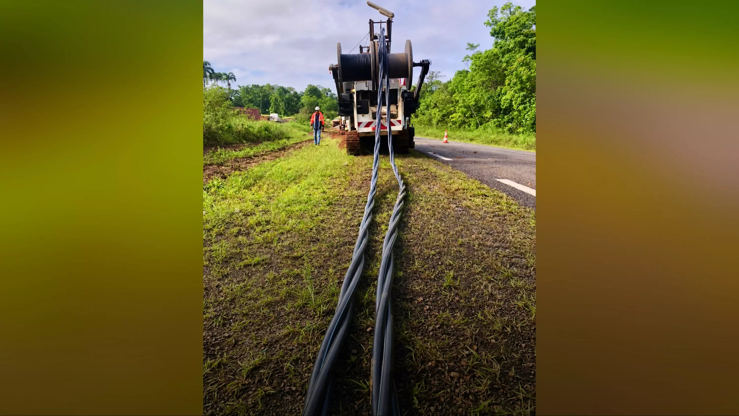 Énergies : EDF en Guyane annonce la construction d’une ligne souterraine pour renforcer l’alimentation de la commune de Roura