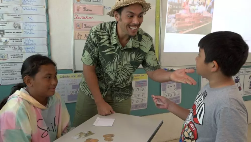 En Polynésie, une nouvelle méthode pour faire parler le tahitien en classe et au quotidien