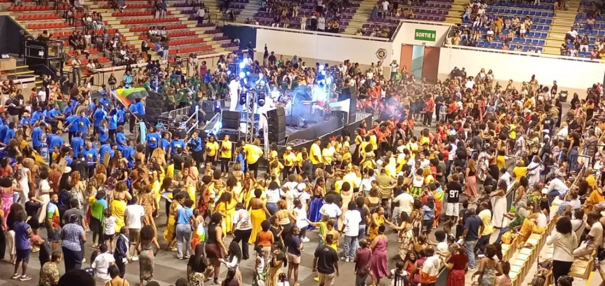 Le Maloya dans tous ses états et ses éclats au Festival Kabar défilé 2026 à Saint-Denis de La Réunion