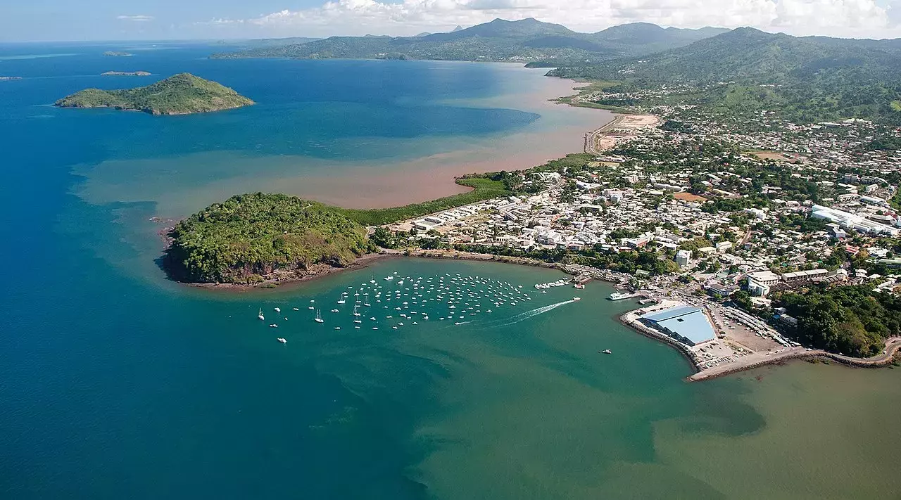 A Mayotte, l'Insee a recensé environ 323 000 habitants