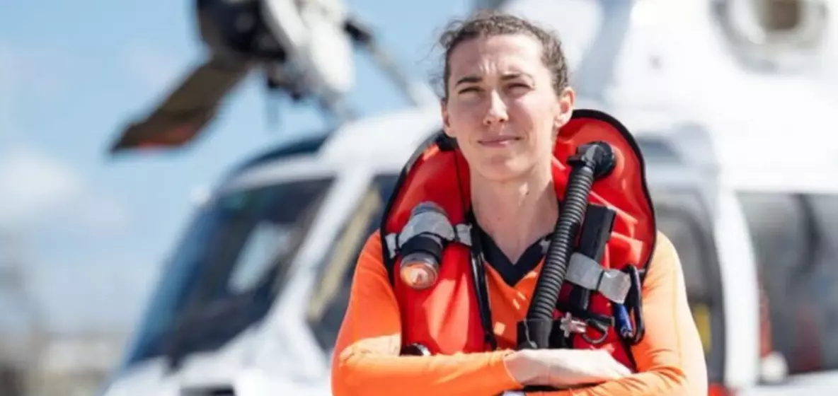 Polynésie: Une « plongeuse hélicoptère » de la base de Faa’a distinguée pour acte de bravoure par l'Organisation maritime internationale