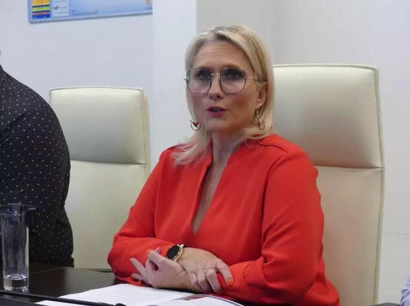 Nouvelle-Calédonie : La présidente du Congrès Virginie Ruffenach veut accélérer l’examen des textes et prépare la mission transpartisane à Paris