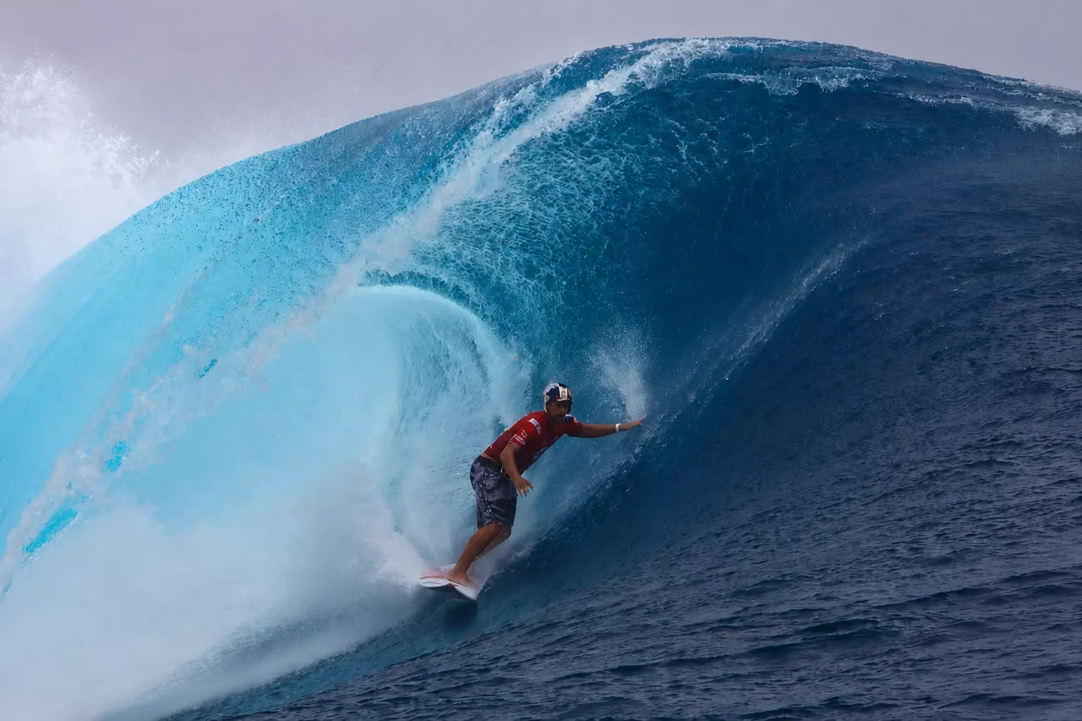 Surf : Démarrage prometteur pour Kauli Vaast à la Tahiti Pro