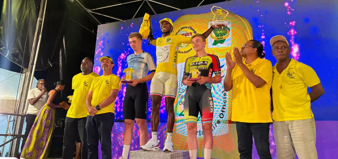 Le coureur guadeloupéen Damien Urcel étoffe son palmarès en remportant l’édition 2026 du Tour cycliste de la Guyane