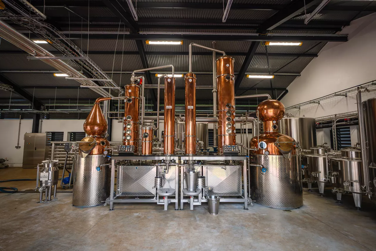 À La Réunion, la Maison Isautier inaugure Bérive, une nouvelle distillerie du Sud de La Réunion