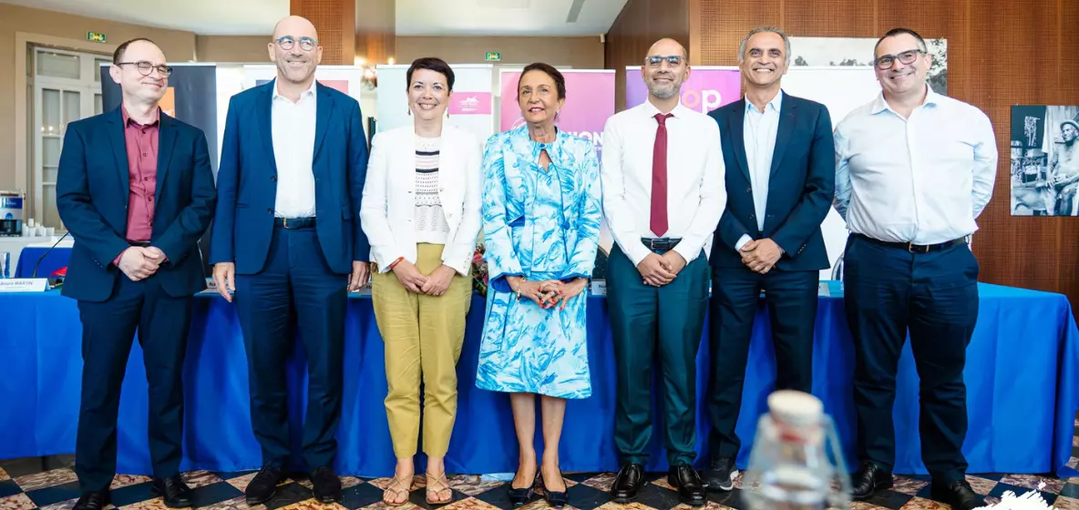 La Réunion : Lancement de ReuNION, un nouveau câble sous-marin entre La Réunion et l'Afrique du Sud