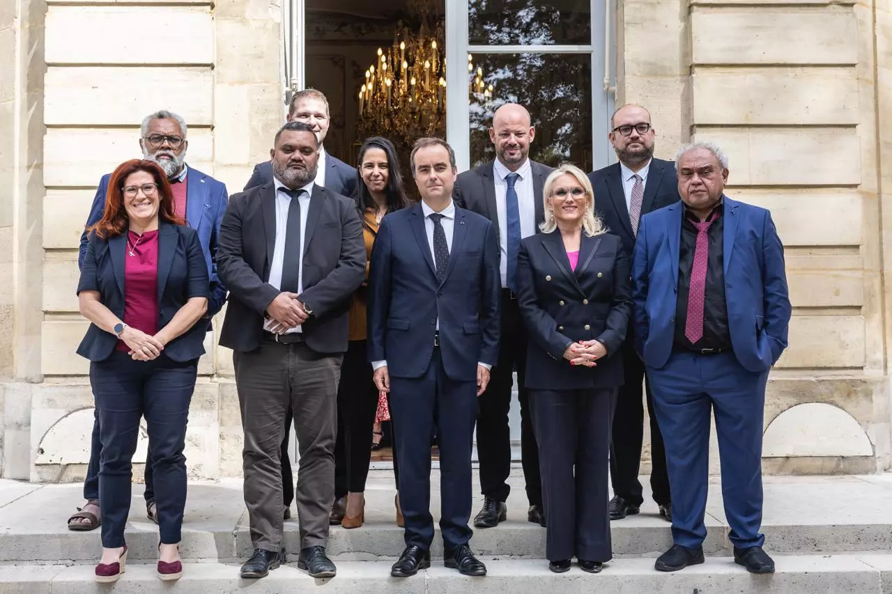 Nouvelle-Calédonie : Sébastien Lecornu annonce entre 400 et 460 millions d’euros « surtout sous forme de subventions »