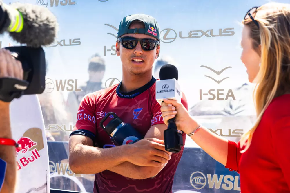 Surf : Le Tahitien Kauli Vaast veut « défendre » son titre aux JO de Los Angeles