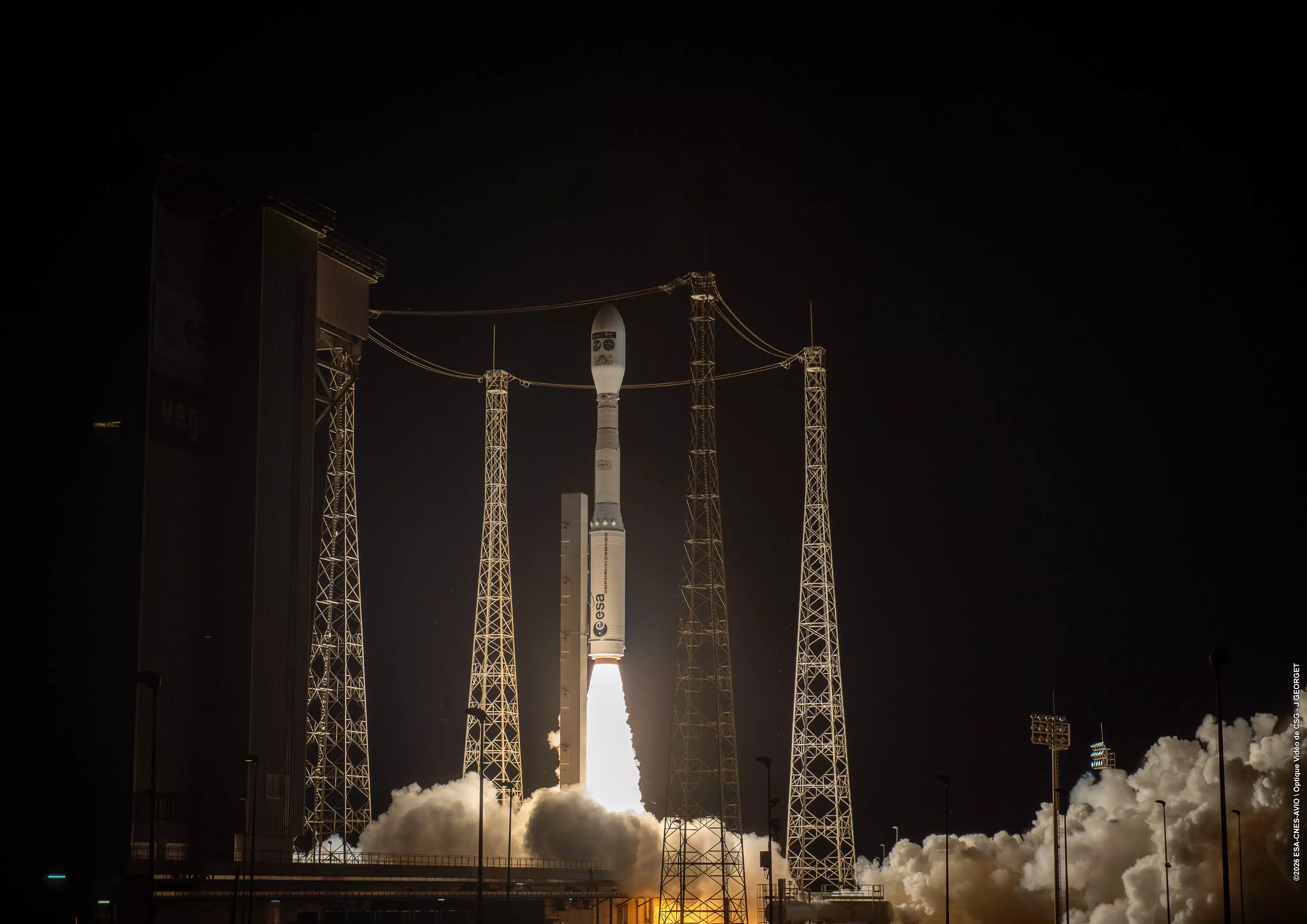 Spatial : La fusée Vega-C réussit le lancement des satellites scientifiques Sentinel-3C et Flex