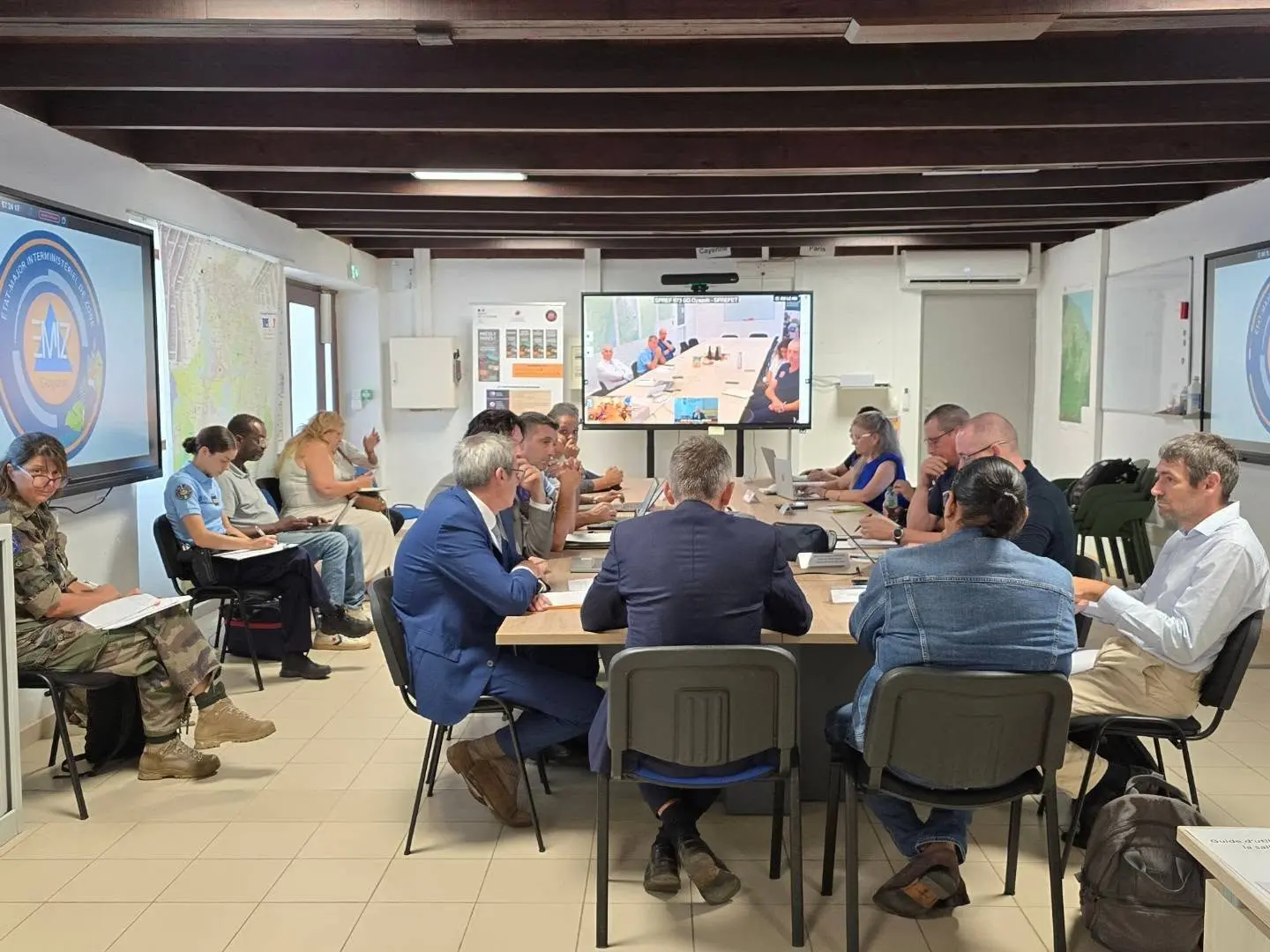 Sécheresse en Guyane : un pont aérien pour ravitailler les communes isolées