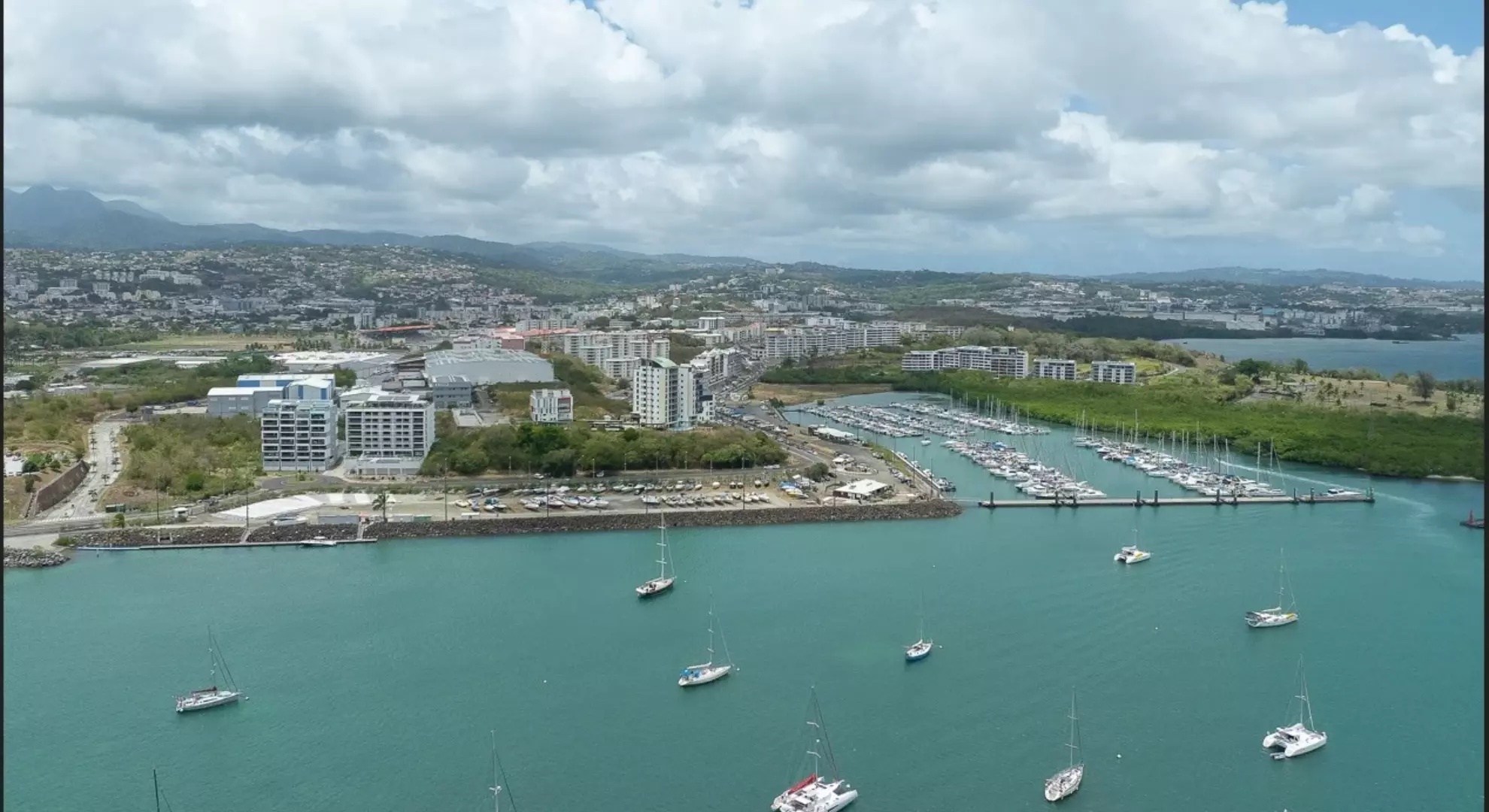 Port de l’Étang Z’Abricot : l’AFD accompagne la CACEM à préparer l’agrandissement du port de plaisance en Martinique