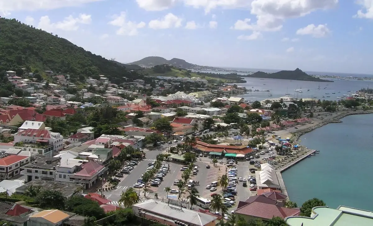 Saint-Martin : un tourisme en progression mais d’importants défis structurels à relever, selon le rapport annuel de l’IEDOM