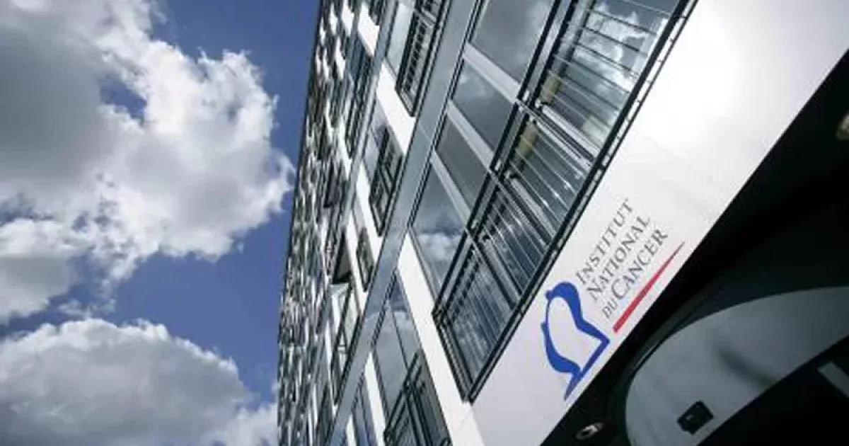 PPT - Plan Cancer et Consultation d'annonce en cancérologie PowerPoint ...