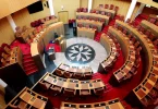 Statut de la Corse : François Rebsamen salue un « texte de compromis », Bruno Retailleau en « désaccord »