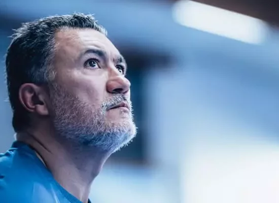 L’entraineur Réunionnais Patrick Cazal rejoint le CS Chênois Genève Handball en Suisse