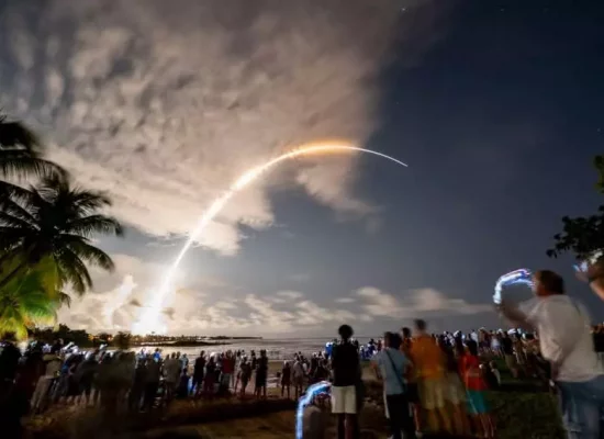 Décollage réussi pour le lanceur Vega C en Guyane