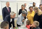 A La Réunion, la ministre Elisabeth Borne annonce le déploiement de 28 Pôles d’Appui à la Scolarité pour accompagner les élèves en situation de handicap