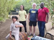 La Réunion : « Dérasiné », un clip sur l’histoire des enfants de la Creuse