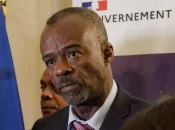 Vote de confiance : le président de la région Guadeloupe Ary Chalus alerte "sur les risques de l'instabilité politique" que "la crise actuelle" fait peser sur les territoires ultramarins
