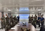 Triton Guyane, spécialisé dans le bois immergé, recrute six jeunes du RSMA pour renforcer son activité à Petit-Saut