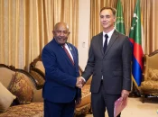 Diplomatie : Azali Assoumani acueille Etienne Chapon, Ambassadeur de France aux Comores, dans un climat figé qui appelle à du changement