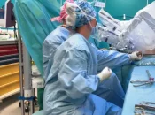 Santé à La Réunion : Au CHU Sud, une opération chirurgicale 3D de la prostate réalisée grâce à un robot